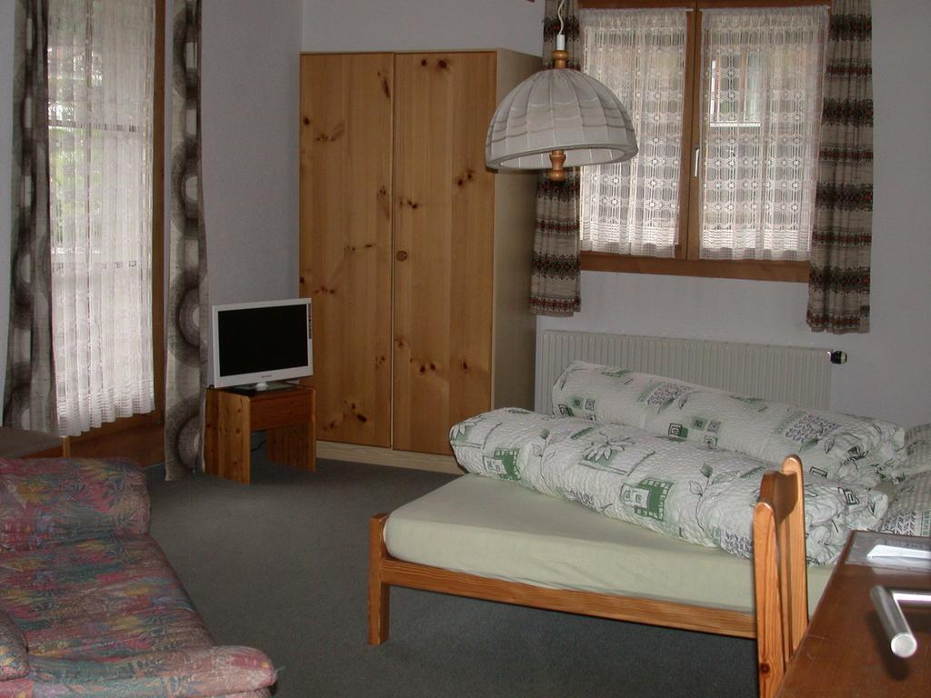 Hotel Reich Thusis Room photo